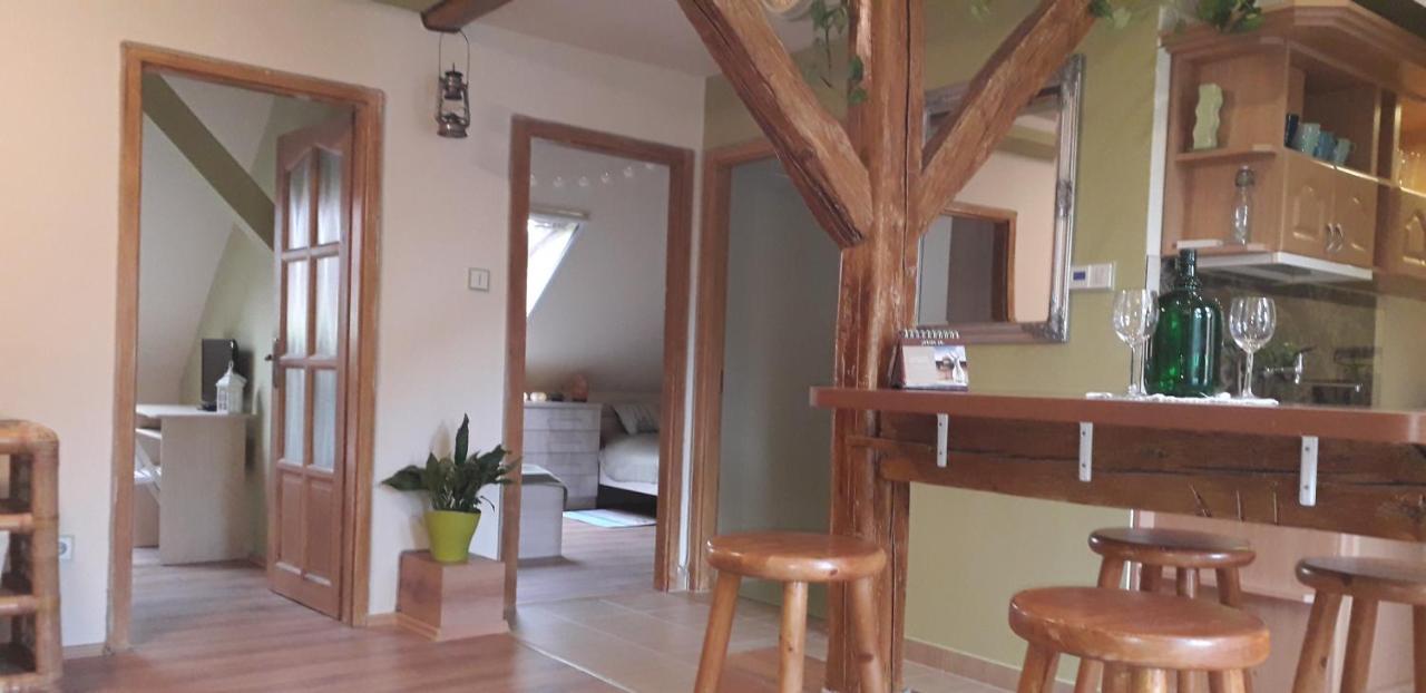 Diána Apartmanház Keszthely Exterior foto